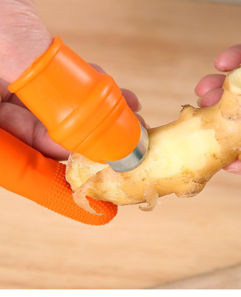 Vegetable Picking Thumb Tool
