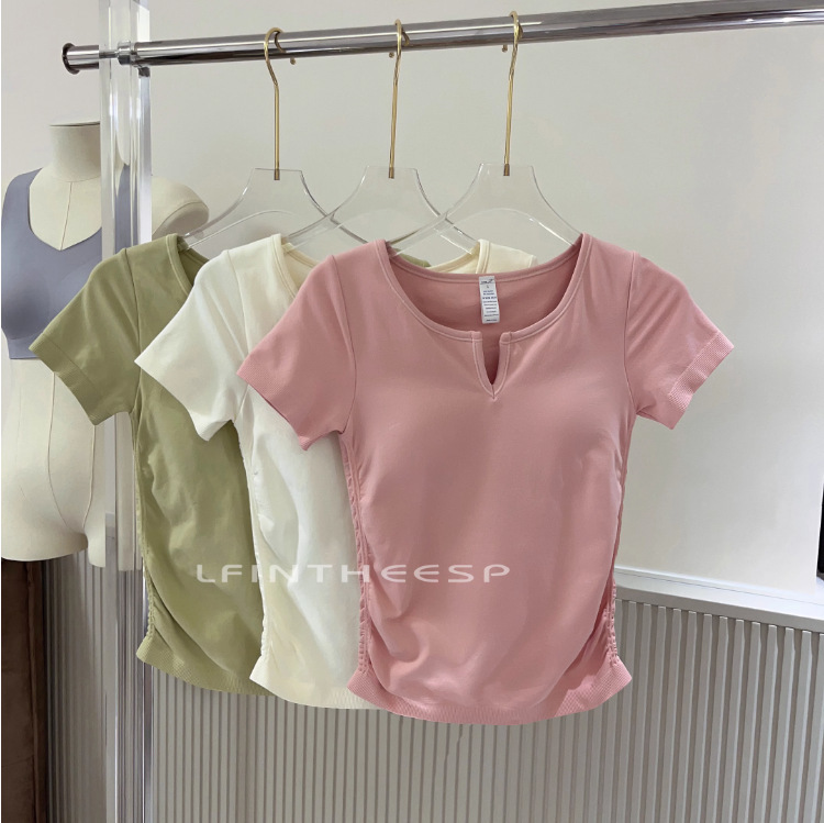 Slim Fit Yoga Top with Built-in Cups