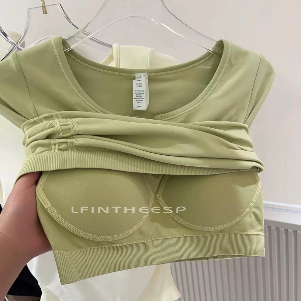 Slim Fit Yoga Top with Built-in Cups