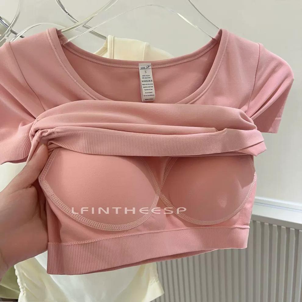 Slim Fit Yoga Top with Built-in Cups