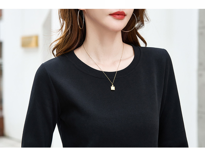 Cozy Women's Long Sleeve Sweatshirt