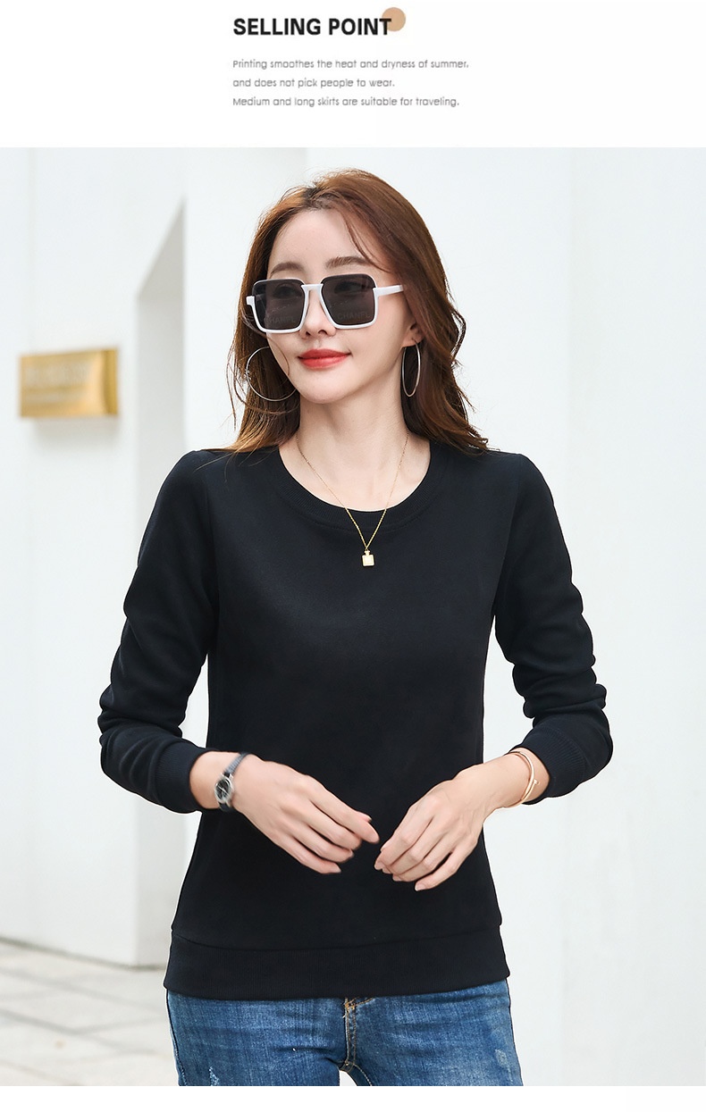 Cozy Women's Long Sleeve Sweatshirt