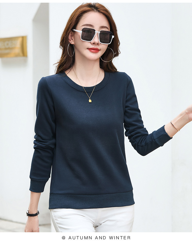 Cozy Women's Long Sleeve Sweatshirt