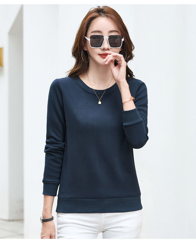Cozy Women's Long Sleeve Sweatshirt