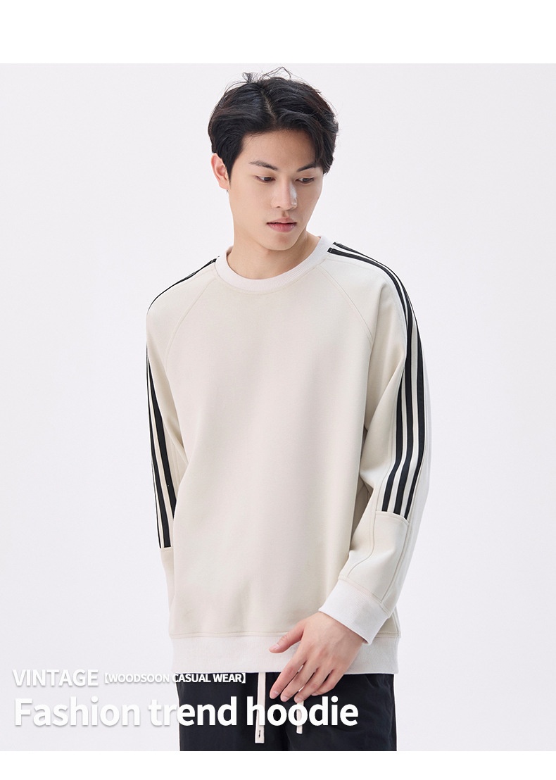 Autumn and Winter New Striped Round Neck Sweatshirt for Men, Loose Comfortable Casual Couple Style
